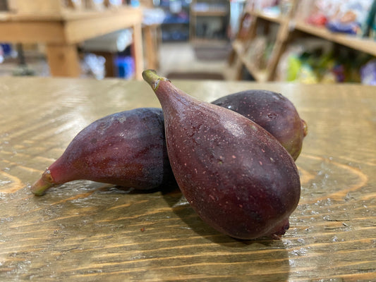 Organic Black Mission Figs 1/2#