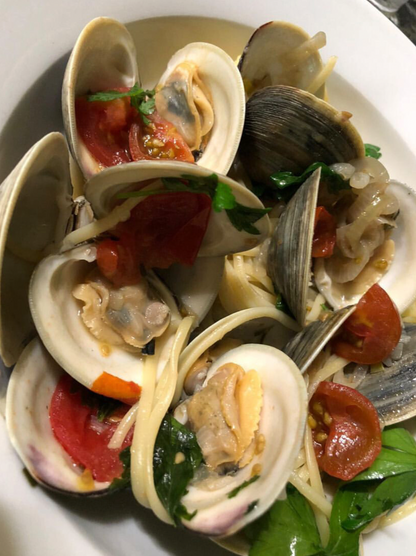 Fresh Clams- 2" Littleneck, Gulf of Maine